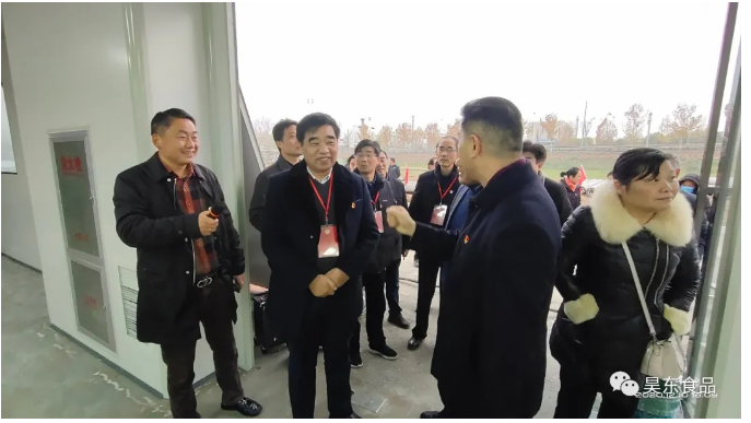 縣政協(xié)主席汪慶才、副主席王向陽、秘書長夏雁華率駐會常委和機(jī)關(guān)部分黨員，深入同大鎮(zhèn)和廬江臺創(chuàng)園開展災(zāi)后重建調(diào)研